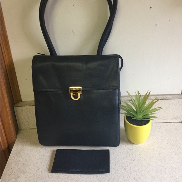 J.G.Hook Handbags - J.G.Hook Leather Bag With Wallet❤️